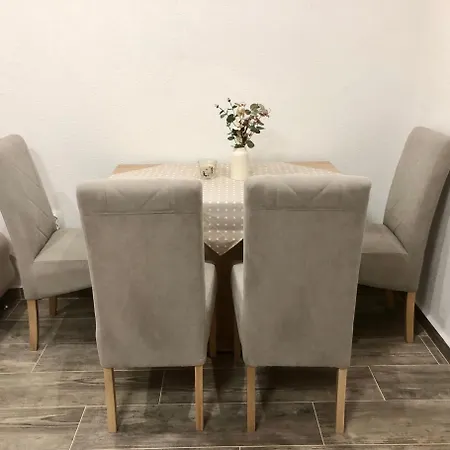 Blue Moon Split- Free Parking * ספליט