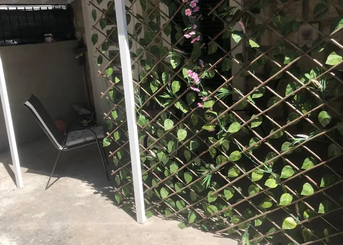 Blue Moon Split- Free Parking *